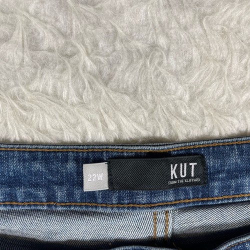 Pantalones Cortos Denim KUT From The Kloth Sophie Bermuda Plus 22W Azul Jean Envejecido A4 - Imagen 3 de 4