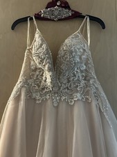 Davids Bridal Wedding Dress