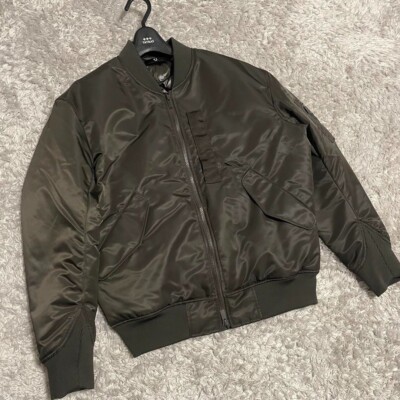 UNIQLO +J Jil Sander Hybrid Down Oversized MA-1 Blouson GRAY UNIQLO +J Jil Sander Hybrid Down Oversized MA-1 Blouson GRAY