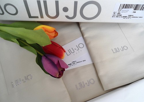 Completo lenzuola matrimoniali LIU - JO raso satin cotone 100% , colore sabbia - Bild 6 von 6