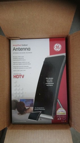 NEW GE Flat Panel Amplified Indoor HDTV TV Antenna 24700 - Bild 1 von 2