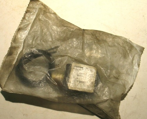 NIB PARKER SKINNER NOC322C2 SOLENOID COIL 24VDC 22W P8080 - Picture 3 of 3