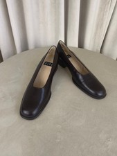 Vintage Nine West Dark Brown Leather Low Block Heel Pumps Flats
