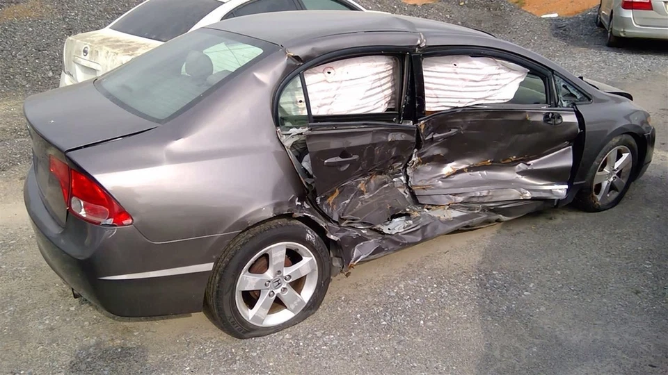 Alternador compatible con 06-11 CIVIC 231397 Foto 3 de 4