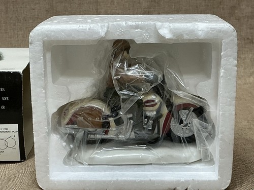 Dept 56 Christmas In The City “Ready For The Road” Harley Davidson #58907 - Picture 5 of 5