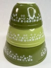 Vintage 1979 Pyrex Spring Blossom Green Crazy Daisy Mixing Bowl Set 401 402 403