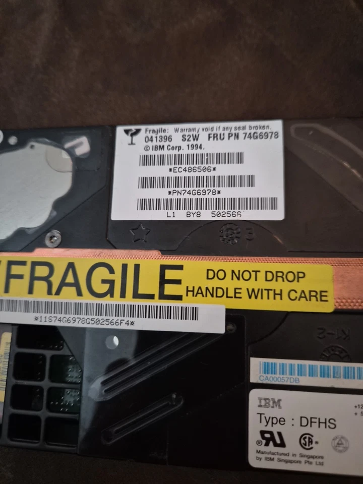Novo disco rígido IBM DFHS - Imagem 2 de 4