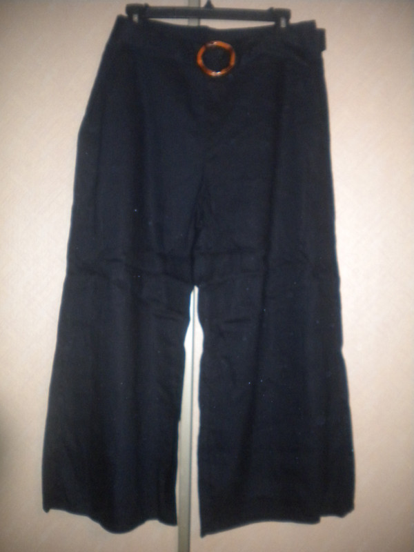 Women’s Charlie Paige Belted Linen Blend Capri Goucho Palazzo Pant~ Medium NWT