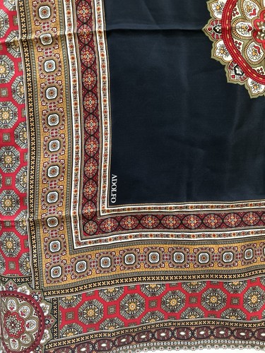 Foulard di seta vintage Nero E Rosso. Adolfo - Foto 5 di 5