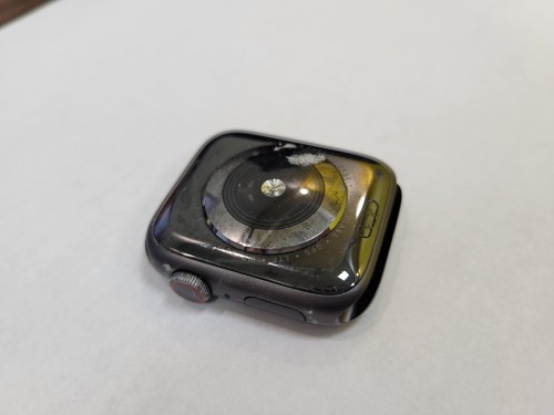 Apple Watch Series 5 44mm Black Aluminum Case - Bad Board + Crack - Parts - Zdjęcie 3 z 3