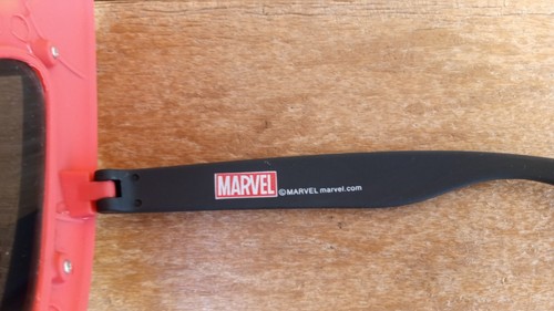 SPIDERMAN Marvel Sunglasses Sun-Staches 100% UV Protection SPIDER MAN - Picture 4 of 6