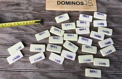 Vintage Bakelite 28-Pc Set Dominoes With Metal Brass Spinner, Pin Wood Box W/Lid - Picture 7 of 13