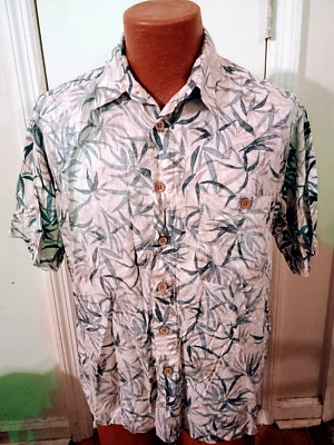 M.E. Sport Men's Medium Beige w/Leaves Short Sleeve Button Down.