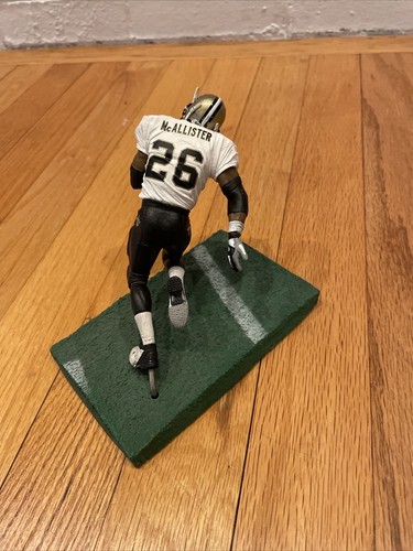 DUECE McALLISTER - New Orleans Saints - McFarlane NFL - LOSE - 2003 - Bild 2 von 2