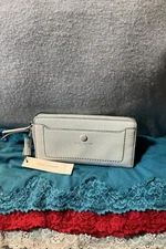 Marc Jacobs Light Grey Pebble Grain Leather Multi Function Zip Around Clutch
