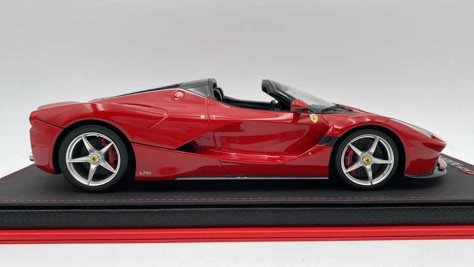 MRFE020B MR Collection Ferrari LaFerrari Open Top Paris MS2016 1/18 - Immagine 4 di 4
