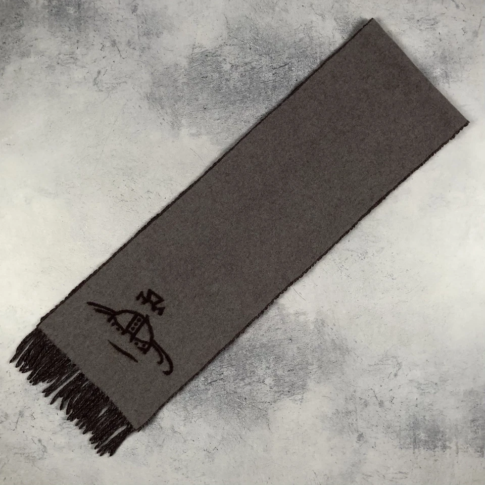 Bufanda de lujo vintage Vivienne Westwood lana nailon enorme logotipo orbe Italia Foto 3 de 4