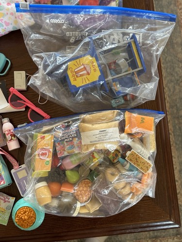 Our Generation Doll & Lot Of Battat + Other Assorted 18” Clothes / Accessories - Picture 17 of 19