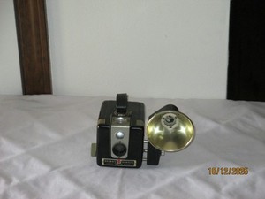 Vintage Kodak Brownie Hawkeye Flash Model Camera