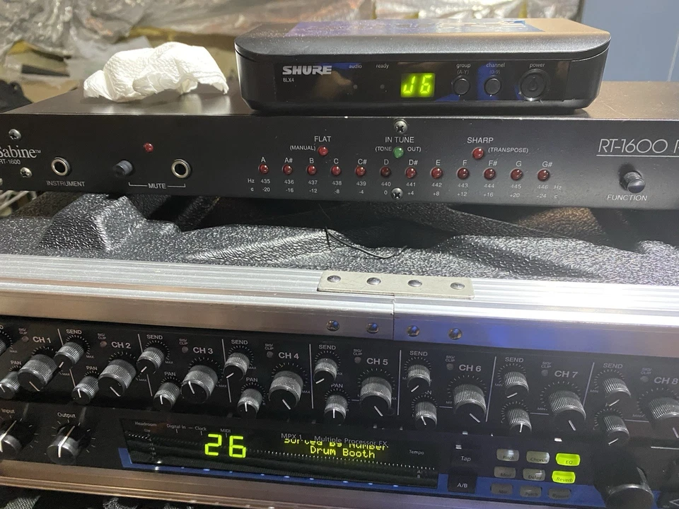 Sintonizador de guitarra cromático de montaje en rack Sabine RT-1600 Foto 2 de 4