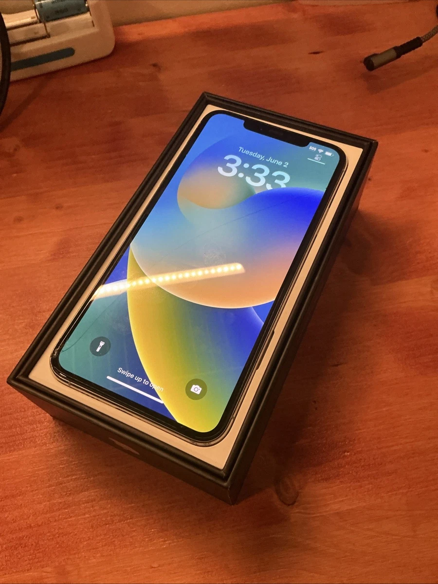 Preços baixos em Apple iPhone 11 Pro Max Gold Celulares e
