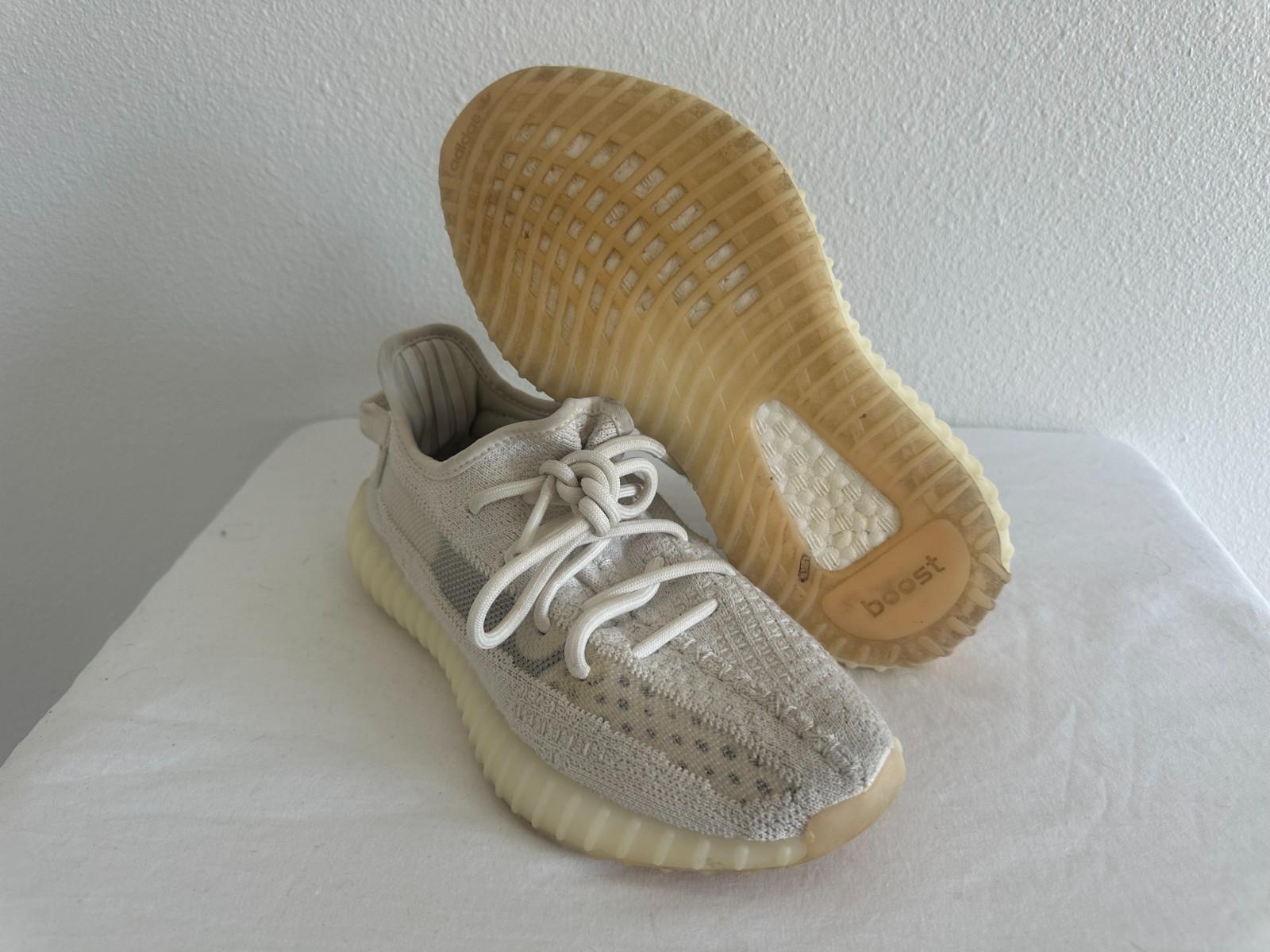 Adidas Yeezy Boost 350 V2 'Bone' Pure Oat Sneakers Shoes HQ6316 Size 4.5 thumbnail 3