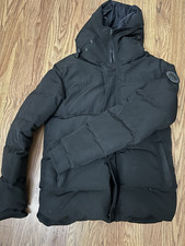 Canada Goose Junction Men s S Black Down Insu...