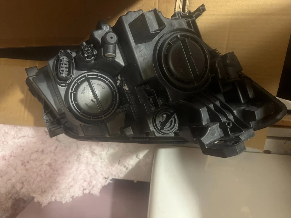 Conjunto faro izquierdo mercedes-benz gla 45 amg gla 250 2015-2020 1569062900 Foto 3 de 3