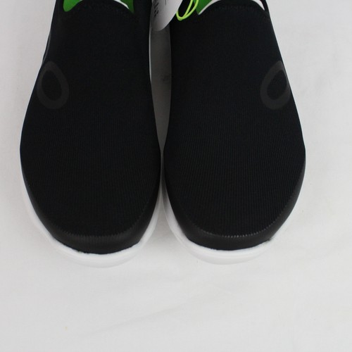 Oofos OOMG Sport Low Sneakers In White/Black (5075) -Women's US Size 9 - Picture 6 of 13