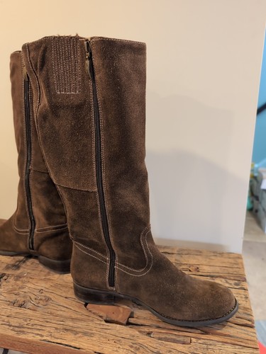 GUESS WOMEN'S BROWN Suede BOOTS SIZE 11 M / Riding Boot Tall - Picture 9 of 14
