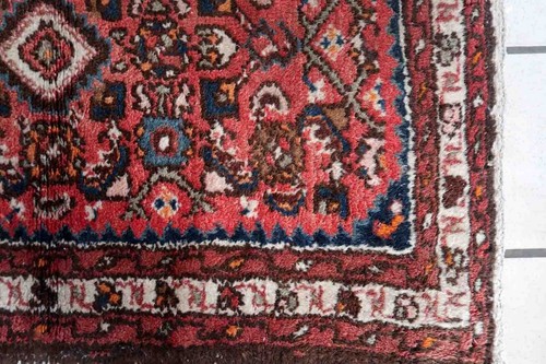 Handmade vintage Oriental rug 2' x 2.8' (62cm x 86cm) 1970s - 1C1019 - Picture 5 of 9