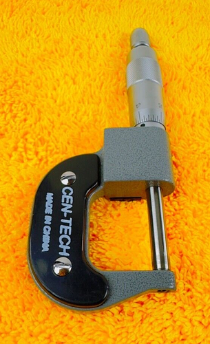 Essay zum Lesen CEN-TECH Außen Mikrometer mechanischer Ziffernzähler 0-1"/0,0001" - Bild 4 von 12