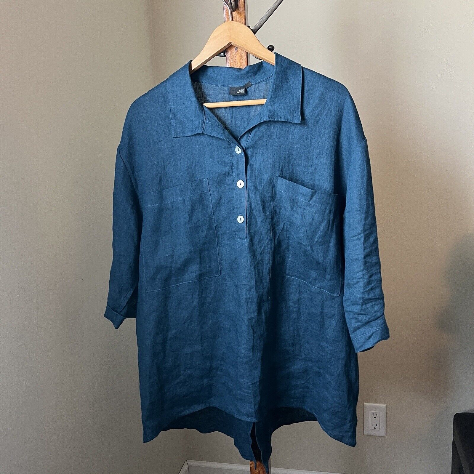 Picture 1 of 10
