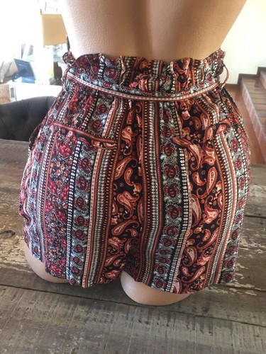 NWT Hype WOMENS Floral Lightweight Rayon Shorts M S PAISLEY FUN 26 28 PRINT FUN - Picture 3 of 3