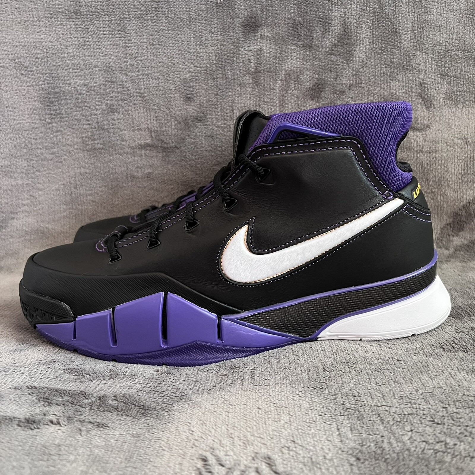 kobe 1 protro blackout