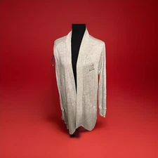 Buc-ees Women's Open Front Knit Cardigan Gray Heather Thumb Opening