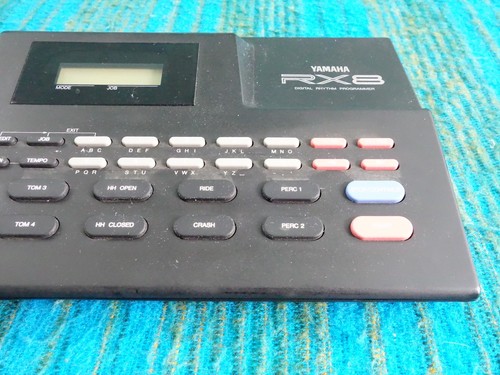 Yamaha RX8 Digital Rhythm Programmer w/ AC Adapter - New Internal Battery - K034 - Afbeelding 8 van 14