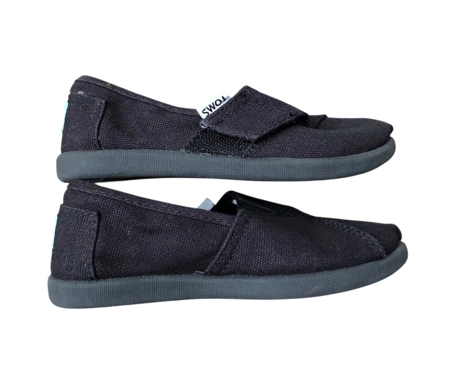 TOMS 学步儿童男孩女孩 9 T 码黑色帆布低帮平底鞋 — 第 3/4 张图片