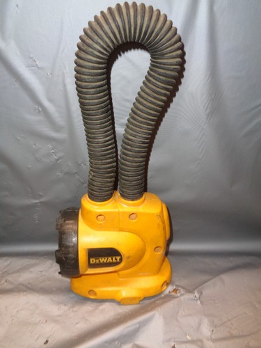 DeWALT DW919 Flexible Cordless Battery Flashlight - 18 Volt