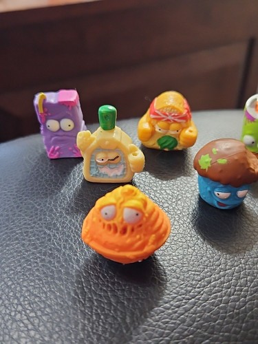 12 pc Mix Lot Grossery Gang Food Mini Figure Toys No Box Trash Pak + Lot J4 - Bild 2 von 4