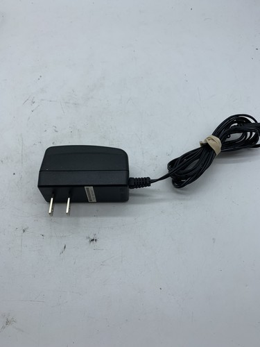Netgear FS605 v3 5 Port 10/100 Mbps Switch w/ AC & FREE SHIPPING - Picture 5 of 5