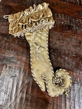 SERENDIPITY GOLD VICTORIAN HIGH HEEL SHOE CHRISTMAS STOCKING HOLIDAY ROPE VELVET