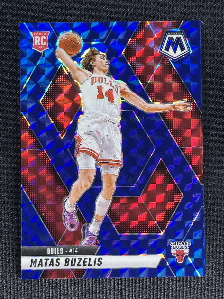 2024-25 Panini Mosaic Matas Buzelis #223 Blue Mosaic Prizm Rookie RC Bulls /199