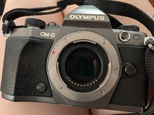 Olympus OM-D E-M5 Mark II 16MP Digital Mirrorless Camera, Grey, Body  Battery