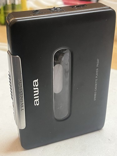 AIWA PORTABLE CASSETTE PLAYER WALKMAN SLIM LINE NEW CAPACITORS NEW BELT WORKING - Afbeelding 15 van 15