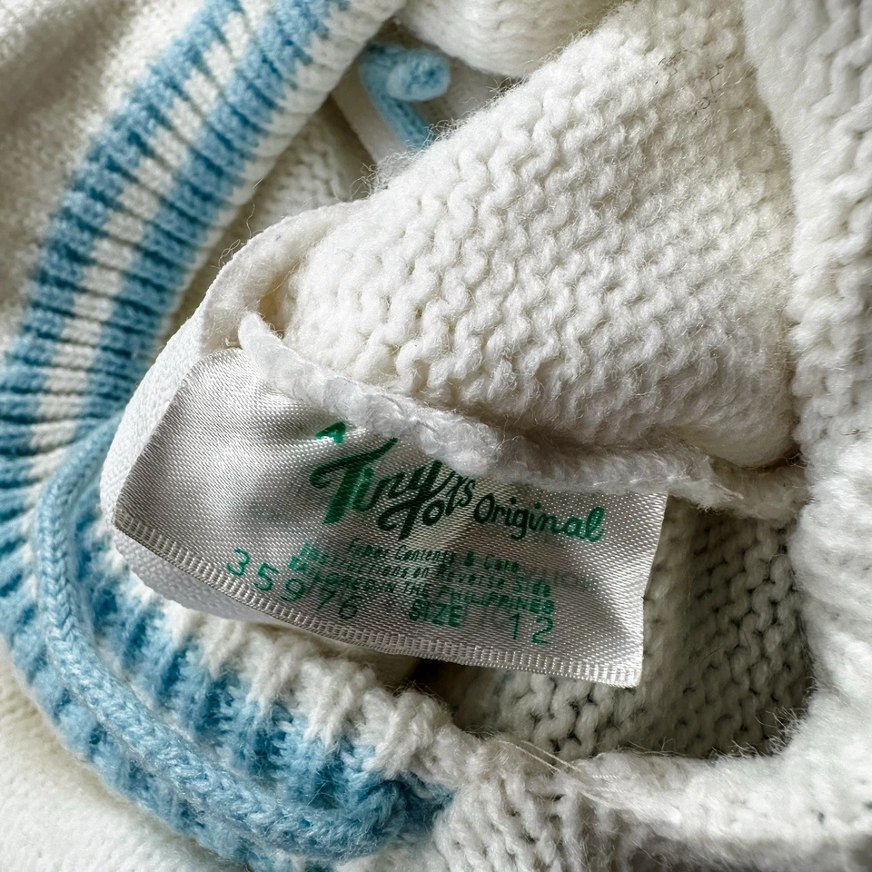 Suéter con Capucha Caniche 3D Original Tiny Tots De Colección Foto 3 de 3