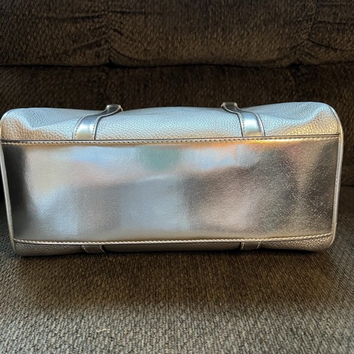 Nuevo Bolso Bandolera Michael Kors Mediano de Lona en Plateado - Imagen 3 de 8