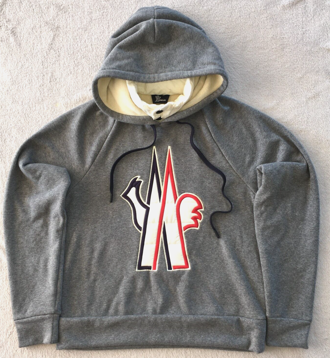 新品 MONCLER FELPA CON CAPPUCCIO S 0400023846114?wid=900