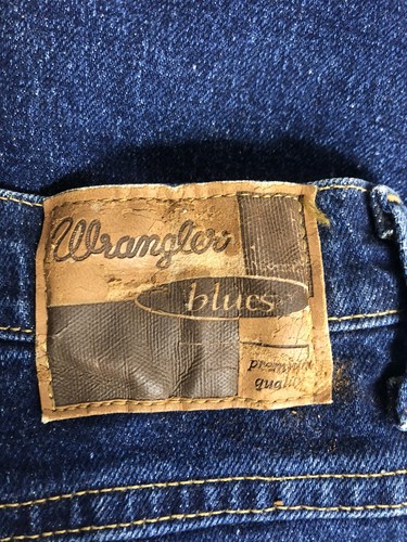 WRANGLER Blues Jeans ~ Easy Fit ~ Sz 12 x 32 ~ High Rise ~ Dark Blue ~ Made USA - Picture 7 of 7