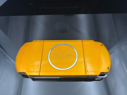 Sony PSP-3000 Select Color Rank A/B w/new battery + random 3 games/Charger/4G - Picture 20 of 33